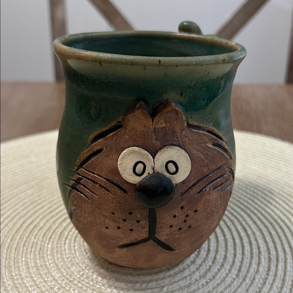 Cheers Pottery Cat Face Ceramic Mug